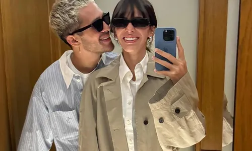 
				
					Ex-BBB Thelma para de seguir Bruna Marquezine e web aponta motivo
				
				