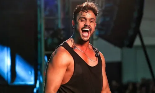 
				
					Festival de Verão 2025: Parangolé assume palco principal
				
				