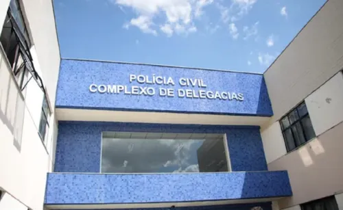 
					Jovem e adolescente morrem após ataque a tiros em Feira de Santana
				
				