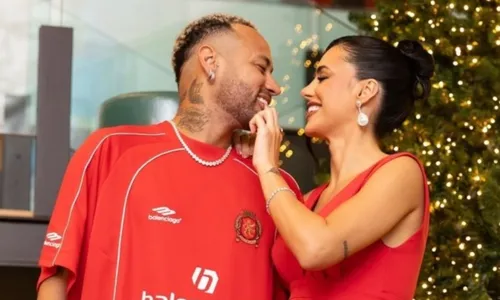 
				
					Bruna Biancardi e Neymar anunciam gravidez de 2º filho
				
				