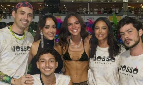 
				
					Bruna Marquezine assusta fãs com 'magreza' em foto e gera polêmica
				
				