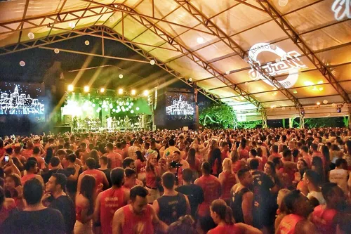 
				
					Claudia Leitte fará show exclusivo no Camarote Harém 2025
				
				