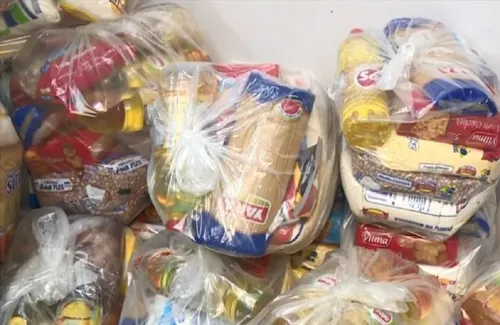 
				
					Campanha Carnaval Sem Fome arrecada alimentos não perecíveis na Bahia
				
				