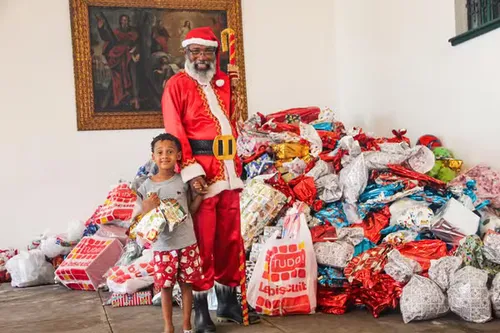 
				
					Campanha 'Natal do Bem' inicia coleta de doações; veja postos
				
				