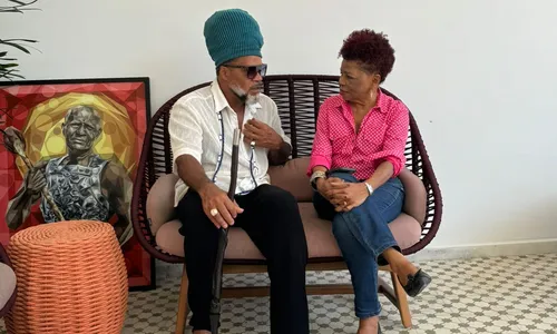 
				
					Carlinhos Brown revela detalhes de novo Gheto Square
				
				