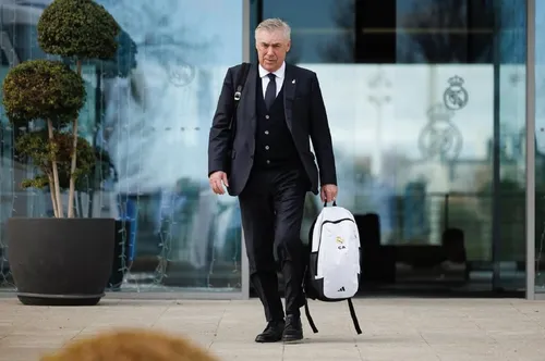 
				
					Carlo Ancelotti chega ao Brasil em meio à nova tempestade política
				
				