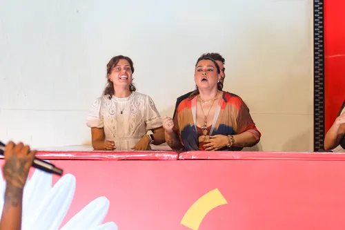 
				
					Carnaval 2025: Ludmilla emociona ao fazer homenagem a Preta Gil
				
				