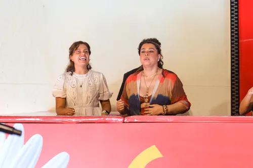 
				
					Carnaval 2025: Ludmilla emociona ao fazer homenagem a Preta Gil
				
				