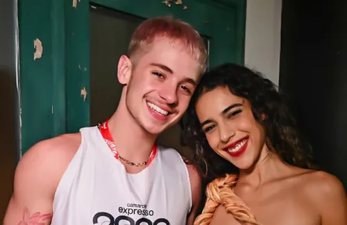 
					BBB: quem é Juliano Floss, namorado de Marina Sena e amigo de Anitta
				
				