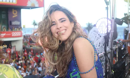 
				
					Carnaval: Wanessa Camargo nega estar solteira e revela status com Dado
				
				