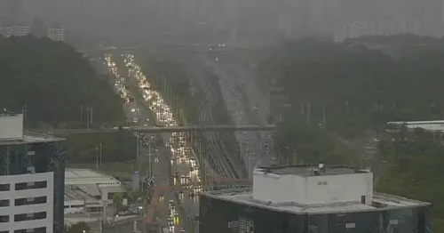
				
					Chuva ultrapassa 11% do esperado para todo mês de maio em Salvador
				
				