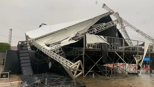 
				
					Cidades da Bahia decretam estado de emergência devido às fortes chuvas
				
				