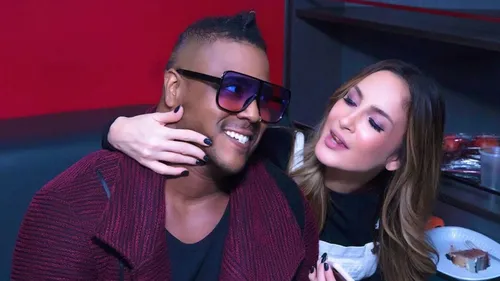 
				
					Claudia Leitte será processada por compositores após modificar letra
				
				