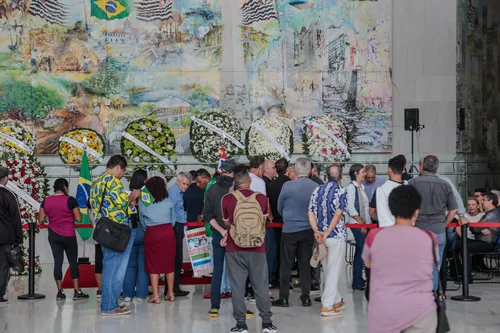 
				
					Corpo de Agnaldo Rayol é velado em São Paulo; FOTOS
				
				