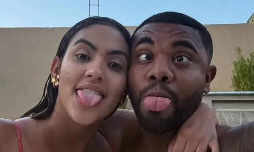 
				
					Ex de Davi Brito desabafa sobre relação após ataques: 'Nunca precisei'
				
				