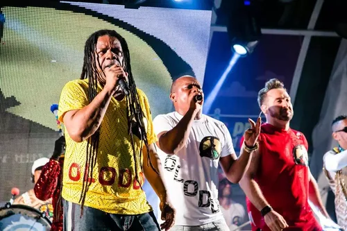 
				
					De Olodum à Anitta; confira ensaios de verão desta semana em Salvador
				
				