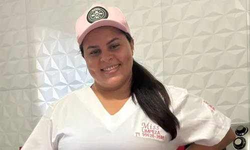 
				
					Domingão com Huck: quem é Kelly Ribeiro, faxineira que cantou na Globo
				
				