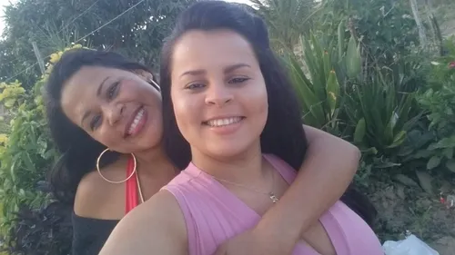 
				
					Domingão com Huck: quem é Kelly Ribeiro, faxineira que cantou na Globo
				
				