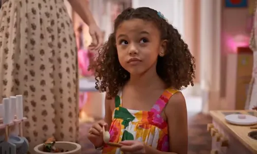 
				
					'Dona de Mim': Sofia deixa abalado Abel após pedido inesperado
				
				