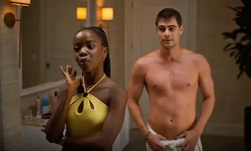 
				
					‘Dona de Mim’: Leo dá flagra em Davi pelado e toma susto com detalhe
				
				