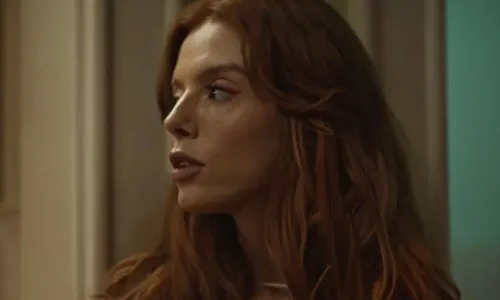 
				
					Dona de Mim: Leona surta após levar 'soco no estômago' de melhor amiga
				
				