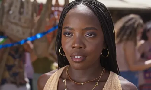 
				
					'Dona de Mim': Sofia toma atitude surpreendente para encontrar Leona
				
				