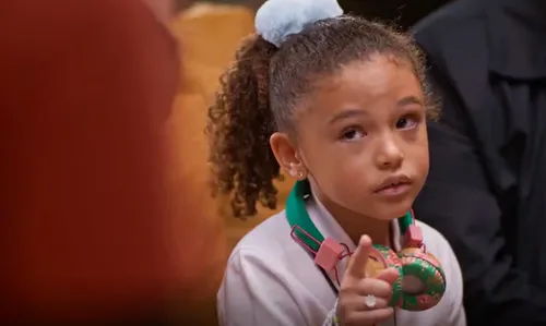 
				
					Dona de Mim: Sofia tem atitude impressionante após Abel contar segredo
				
				