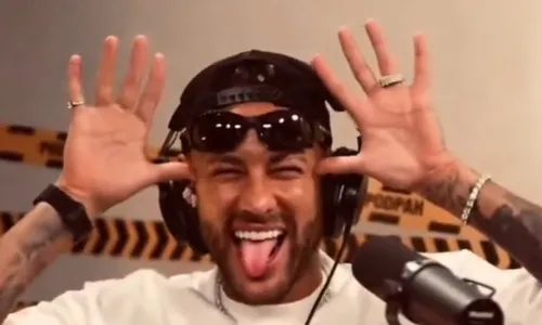 
					Neymar dá invertida em seguidor que insinua 'karma' do jogador
				
				