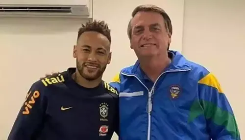 
				
					Doze anos depois, será o Santos a chance de redenção de Neymar?
				
				