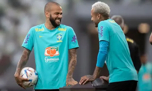 
				
					Doze anos depois, será o Santos a chance de redenção de Neymar?
				
				