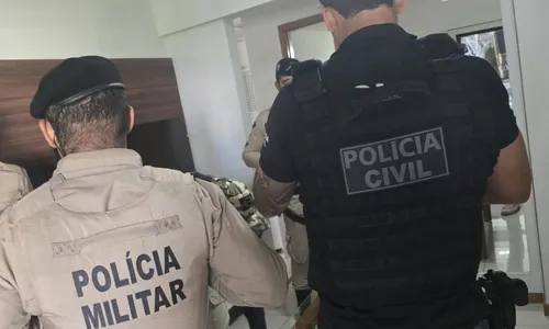 
				
					Dupla suspeita de homicídio é presa na Bahia
				
				