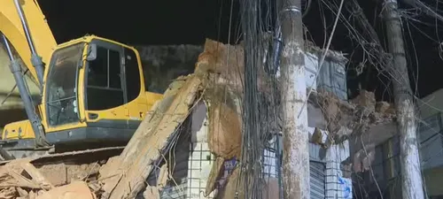 
				
					Em dia de temporal, Salvador teve mais de 300 ocorrências em 24h
				
				