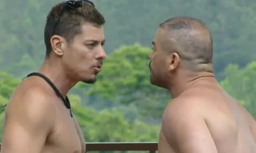 
				
					A Fazenda 16: Sidney fala de derrota para Sacha Bali: 'Discordo'
				
				