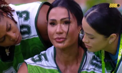 
				
					BBB 25: Gracyanne expõe arrependimento durante casamento com Belo
				
				