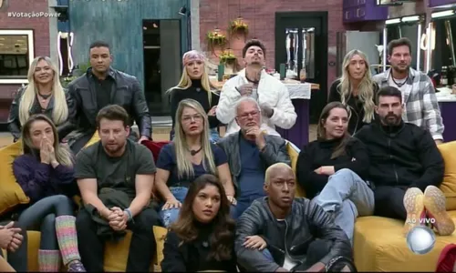 
				
					Enquete Power Couple: barraqueira dá vexame após acusação de Gretchen
				
				