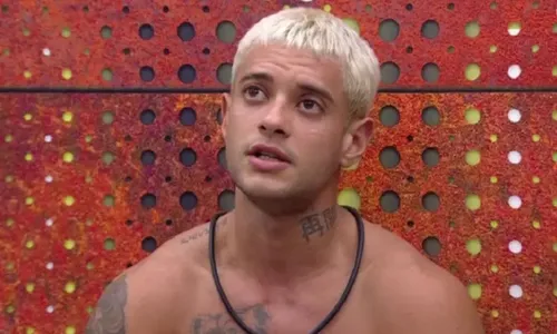 
				
					Ex-Estrela da Casa, Nick Cruz volta a ser pedreiro após reality show
				
				