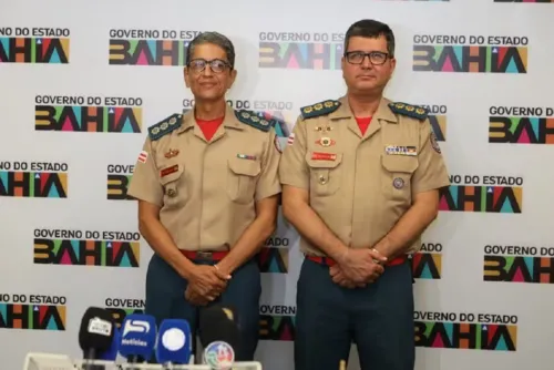 
				
					Ex-comandante dos Bombeiros da BA recebe R$ 71 mil após ser exonerado
				
				