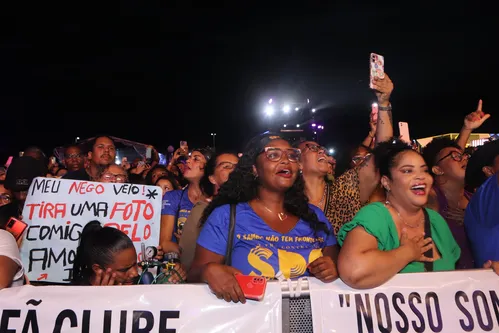 
				
					FOTOS: veja imagens do primeiro dia do Festival de Verão Salvador
				
				