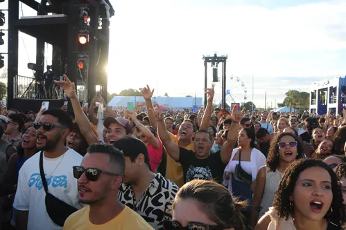 
				
					FOTOS: veja imagens do primeiro dia do Festival de Verão Salvador
				
				