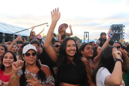 
				
					FOTOS: veja imagens do primeiro dia do Festival de Verão Salvador
				
				