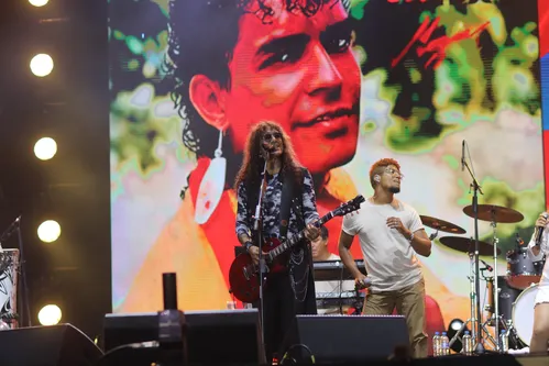 
				
					FOTOS: veja imagens do segundo dia do Festival de Verão Salvador
				
				