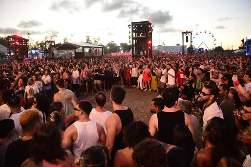 
				
					FOTOS: veja imagens do segundo dia do Festival de Verão Salvador
				
				