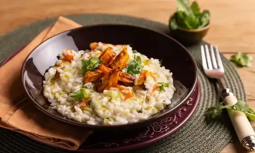 
				
					Faça risoto de queijo com cenoura assada na air fryer em 20 minutos
				
				