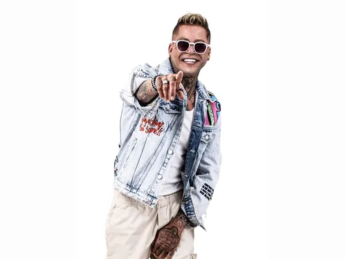 
					Baile da Santinha a Alinne Rosa: veja ensaios em Salvador até domingo
				
				