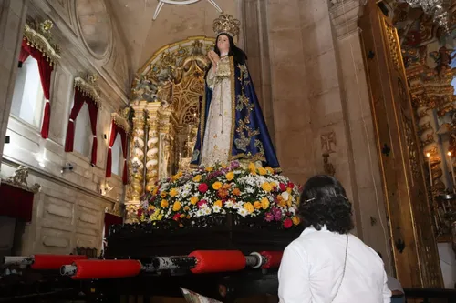 
				
					Fiéis celebram Bom Jesus dos Navegantes e Nossa Senhora da Boa Viagem
				
				