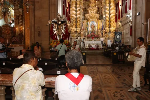 
				
					Fiéis celebram Bom Jesus dos Navegantes e Nossa Senhora da Boa Viagem
				
				