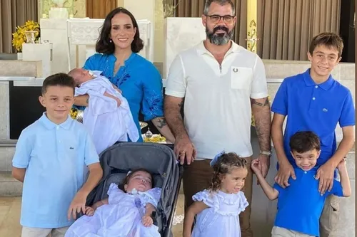 
				
					Filha de Juliano Cazarré tem piora e esposa do ator pede orações
				
				