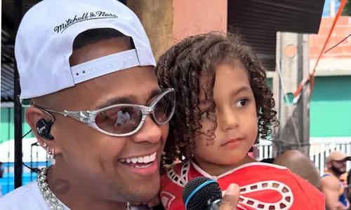 
					Léo Santana entrega planos de novo filho com Lore Improta: 'Esse ano'
				
				