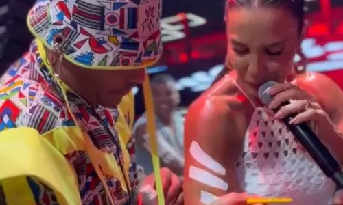 
				
					Filho de Ivete Sangalo rouba a cena ao tocar pela 1ª vez no Guetho
				
				