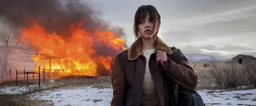 
				
					Filme 'Hurry Up Tomorrow: Além Dos Holofotes' mostra peso da fama
				
				